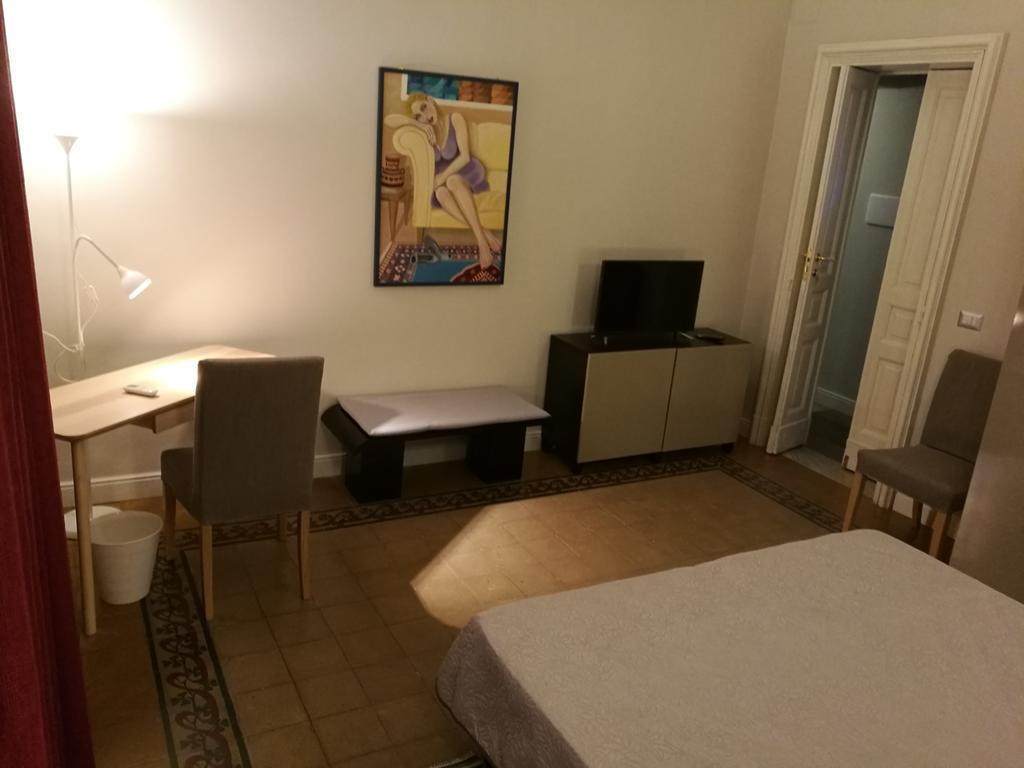 Ursino Rooms Apartment カターニア エクステリア 写真